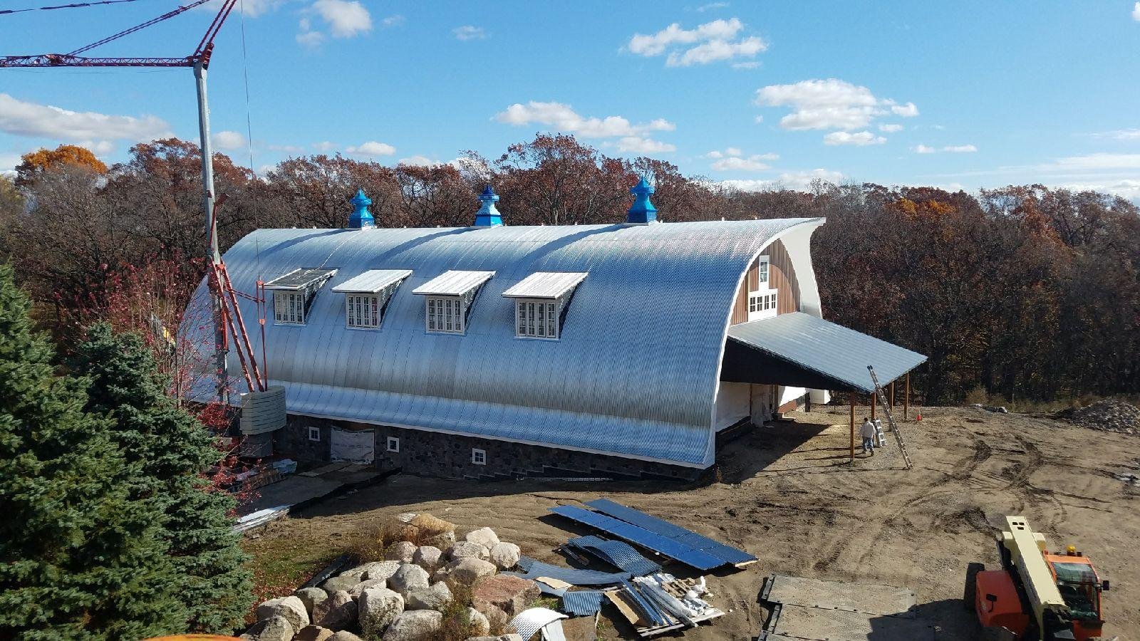 ag ppanel metal roof on barn in Minnesota